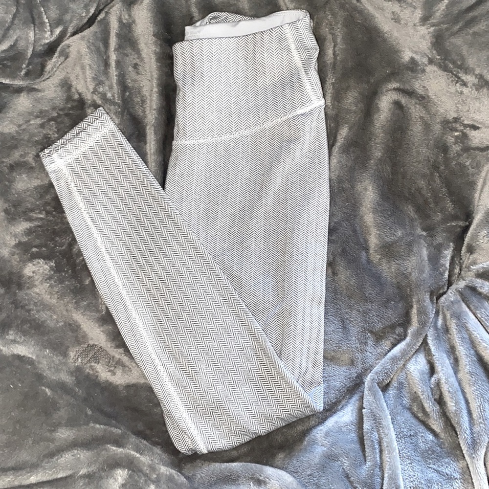 Old Navy Active Leggings